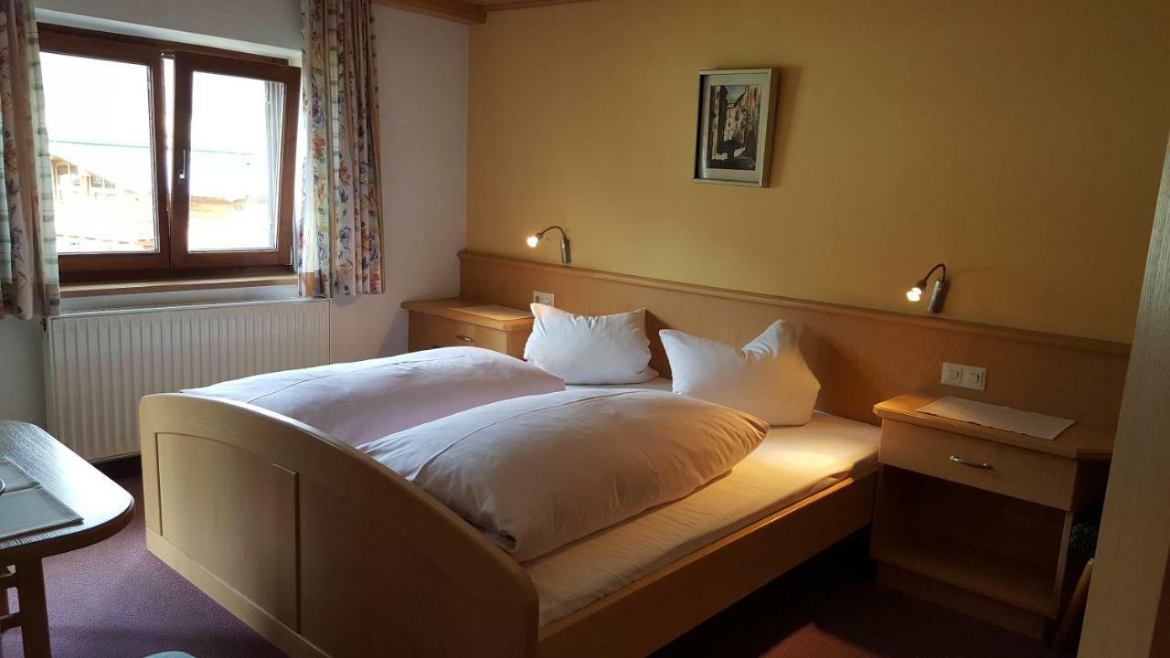 Gaestehaus Wallner Kitzbuhel Bagian luar foto